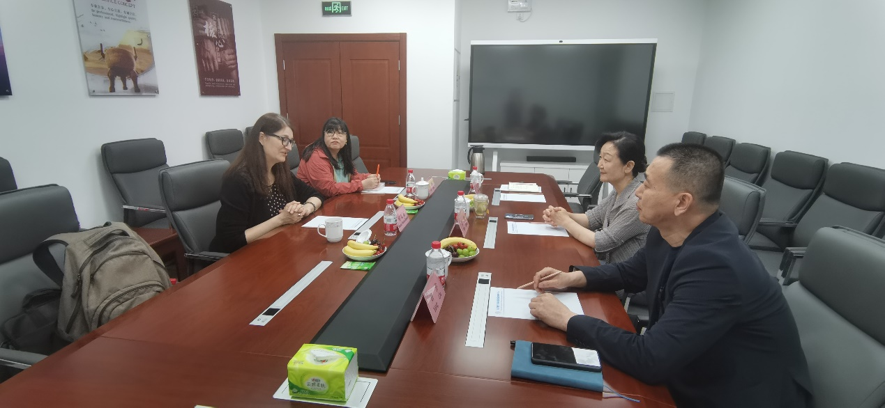 服务中心与米苏尔基金会举行深化合作座谈会